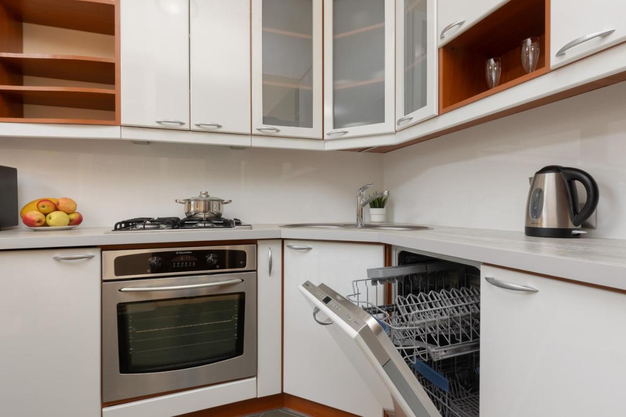 Spacious & Quiet 1 Bedroom Apartment In Pruszkow By Noclegi Renters Exterior photo
